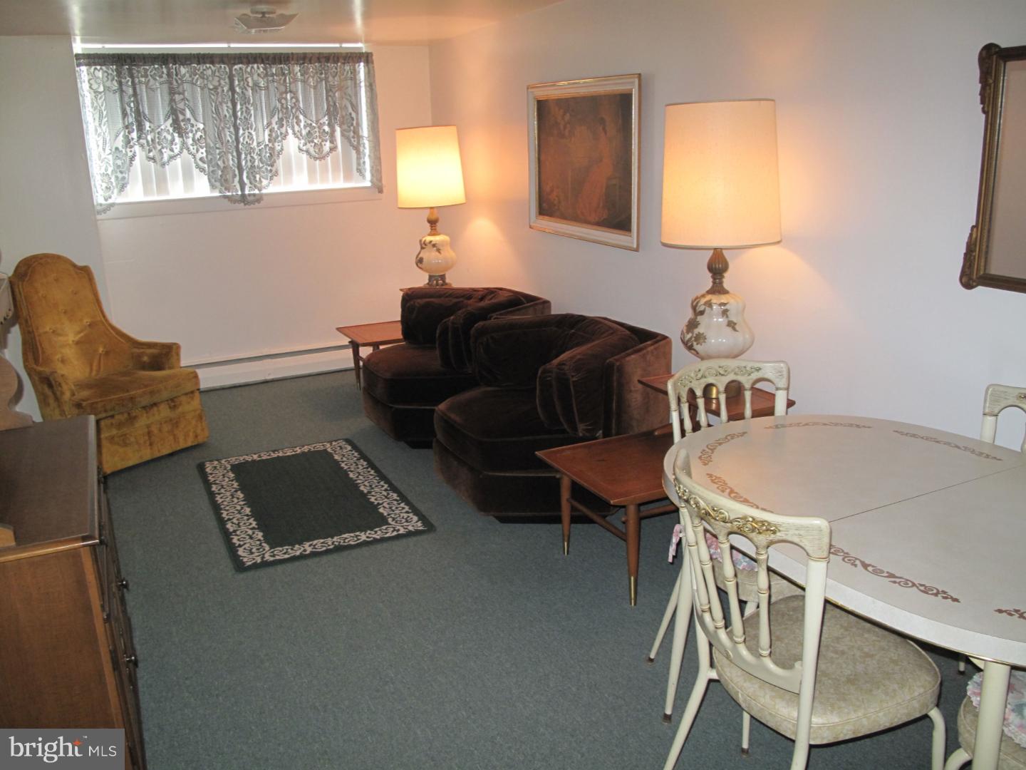 306 Rumpf Avenue Penndel, PA 19047 - Photo 15 of 24 Family Room