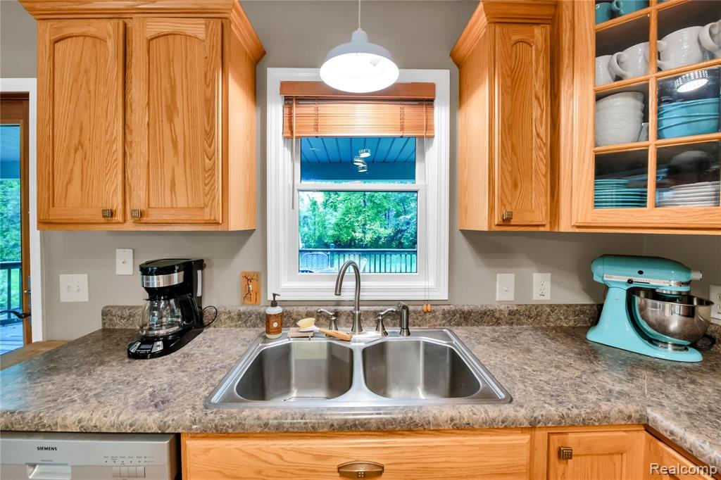 13514 Germany Road Fenton, MI 48430 - Photo 7 of 54