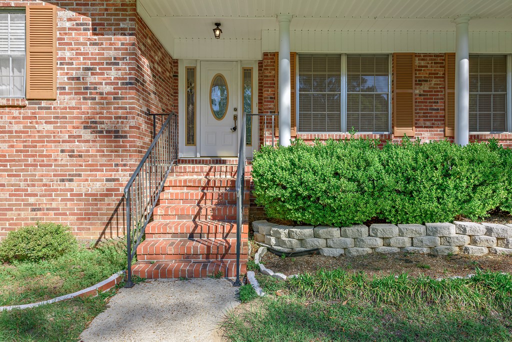 120 Del Rio Terrace Ozark, AL 36360 - Photo 4 of 41