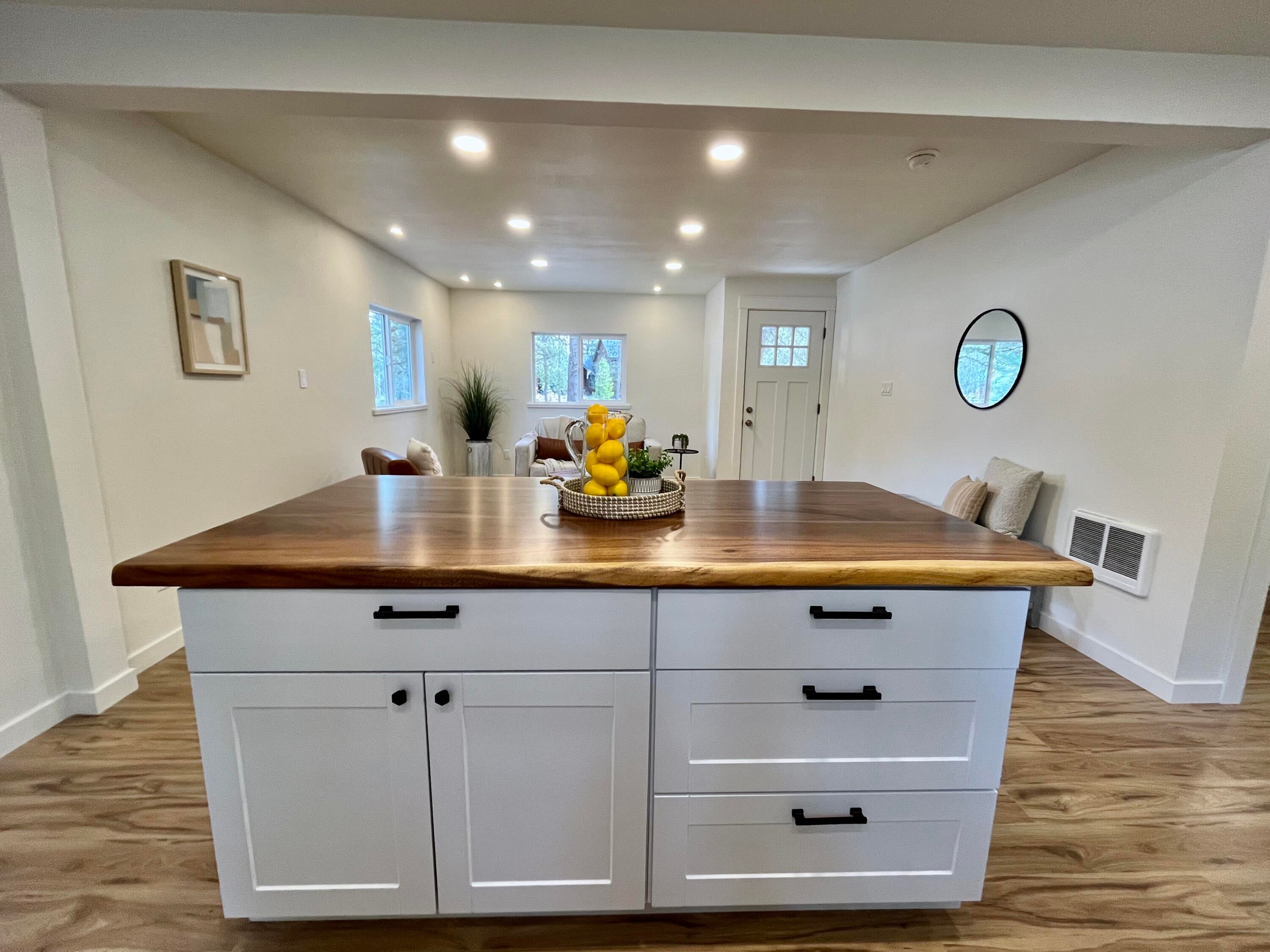 52577 River Pine Road La Pine, OR 97739 - Photo 14 of 25 Well configured shaker-style island.