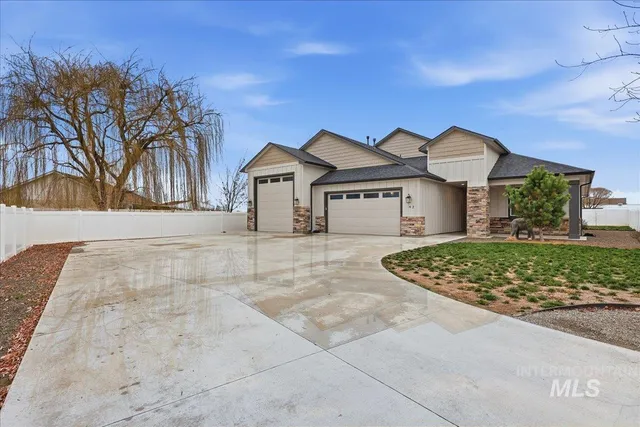 $779,900 | 92 South Ravine Way, Nampa, ID 83687