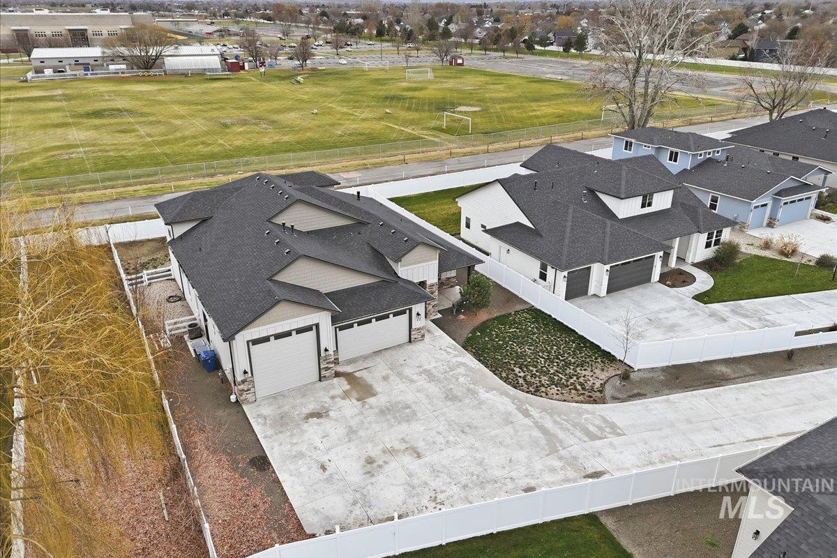 92 South Ravine Way Nampa, ID 83687 - Photo 27 of 29 Aerial perspective of suburban area