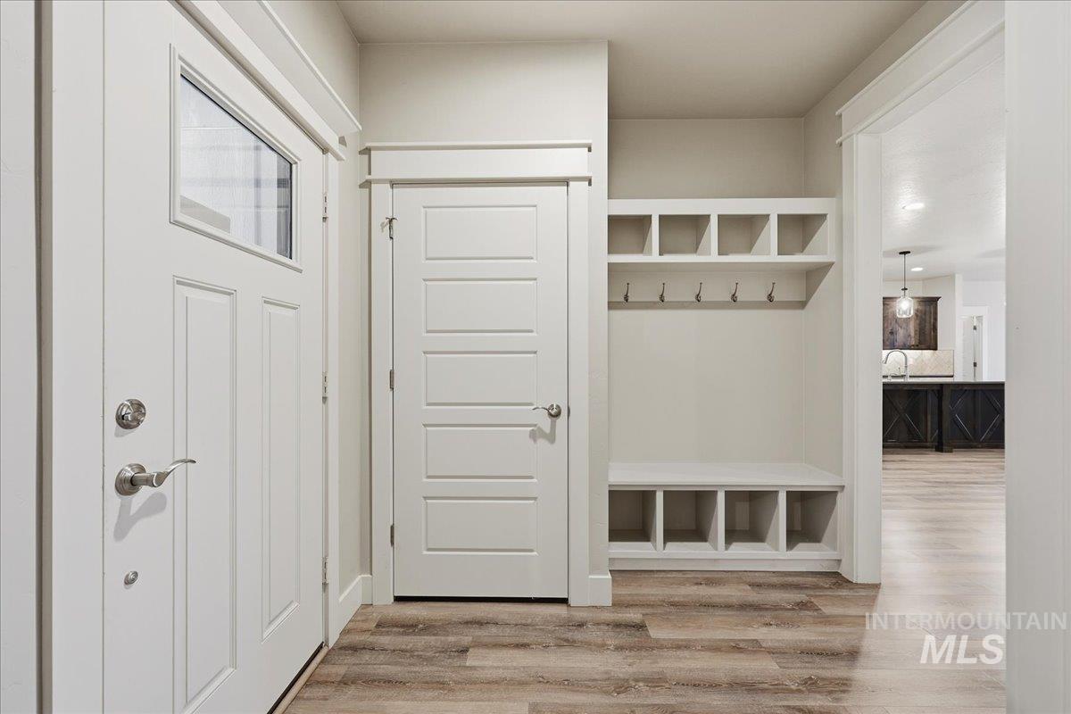 92 South Ravine Way Nampa, ID 83687 - Photo 5 of 29 Mudroom with light wood-style flooring