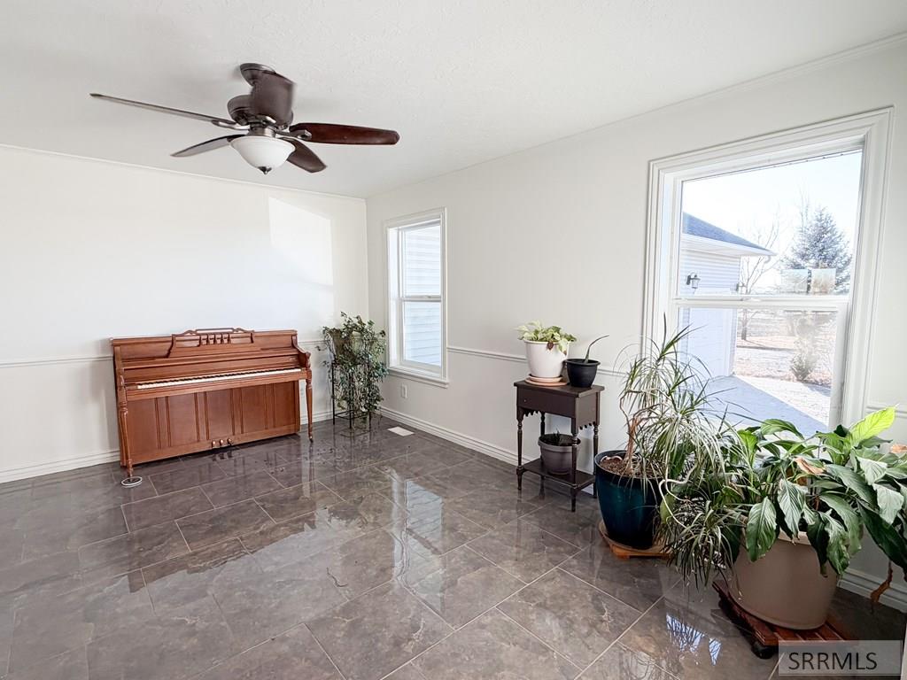 634 North 3200 East Menan, ID 83434 - Photo 26 of 44