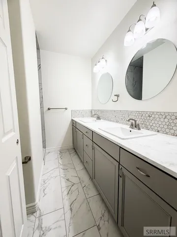 $799,500 | 634 North 3200 East, Menan, ID 83434