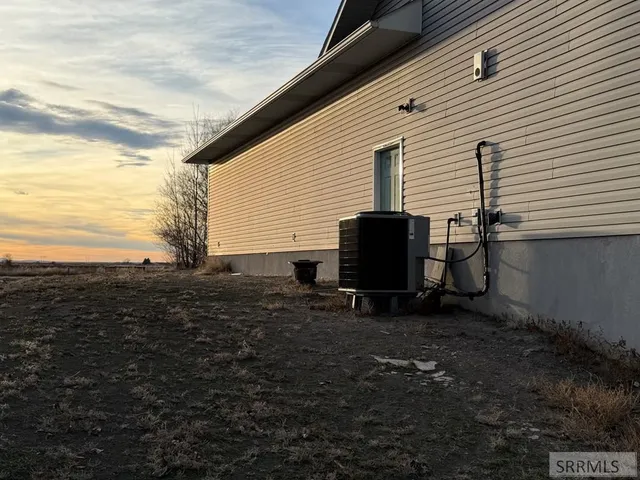 $799,500 | 634 North 3200 East, Menan, ID 83434