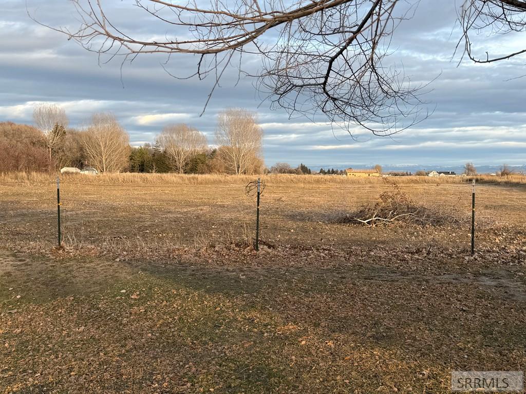 634 North 3200 East Menan, ID 83434 - Photo 41 of 44