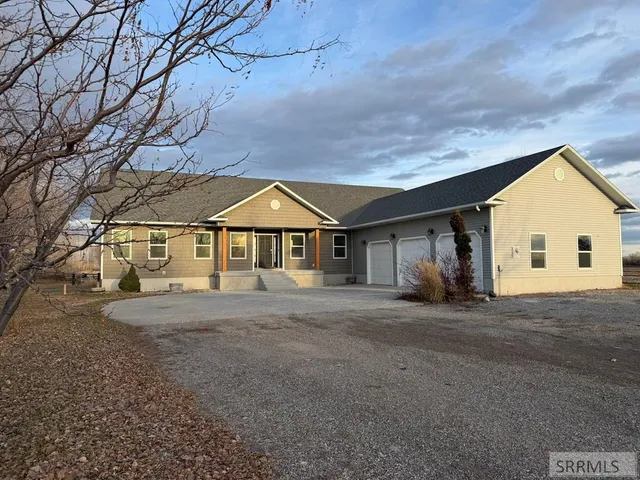 $799,500 | 634 North 3200 East, Menan, ID 83434