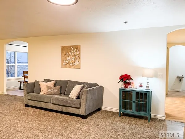 $779,500 | 634 North 3200 East, Menan, ID 83434