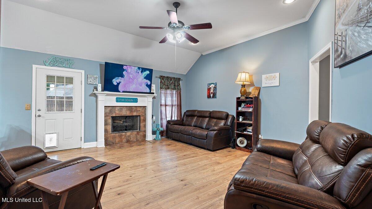 628 Oak Ridge Way Pearl, MS 39208 - Photo 4 of 29 IMG_0390