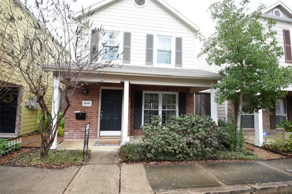$2,300 | 1008 Andrews Street, Houston, TX 77019