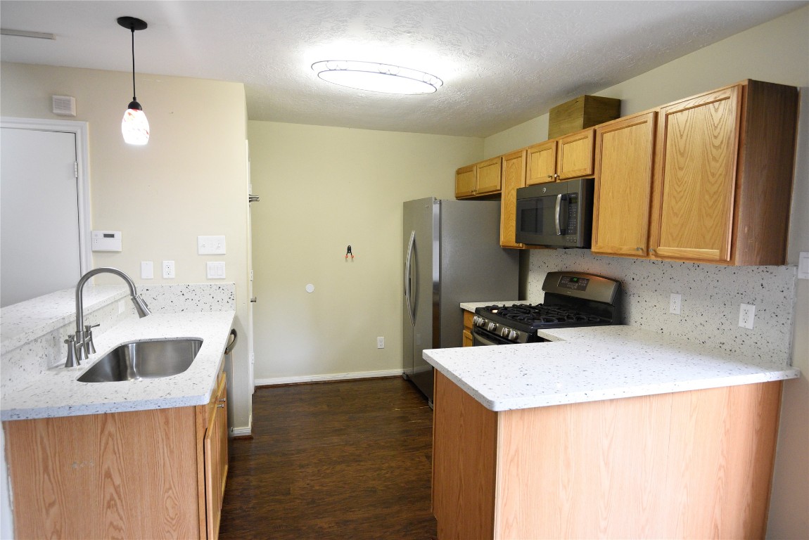 1008 Andrews Street Houston, TX 77019 - Photo 3 of 20