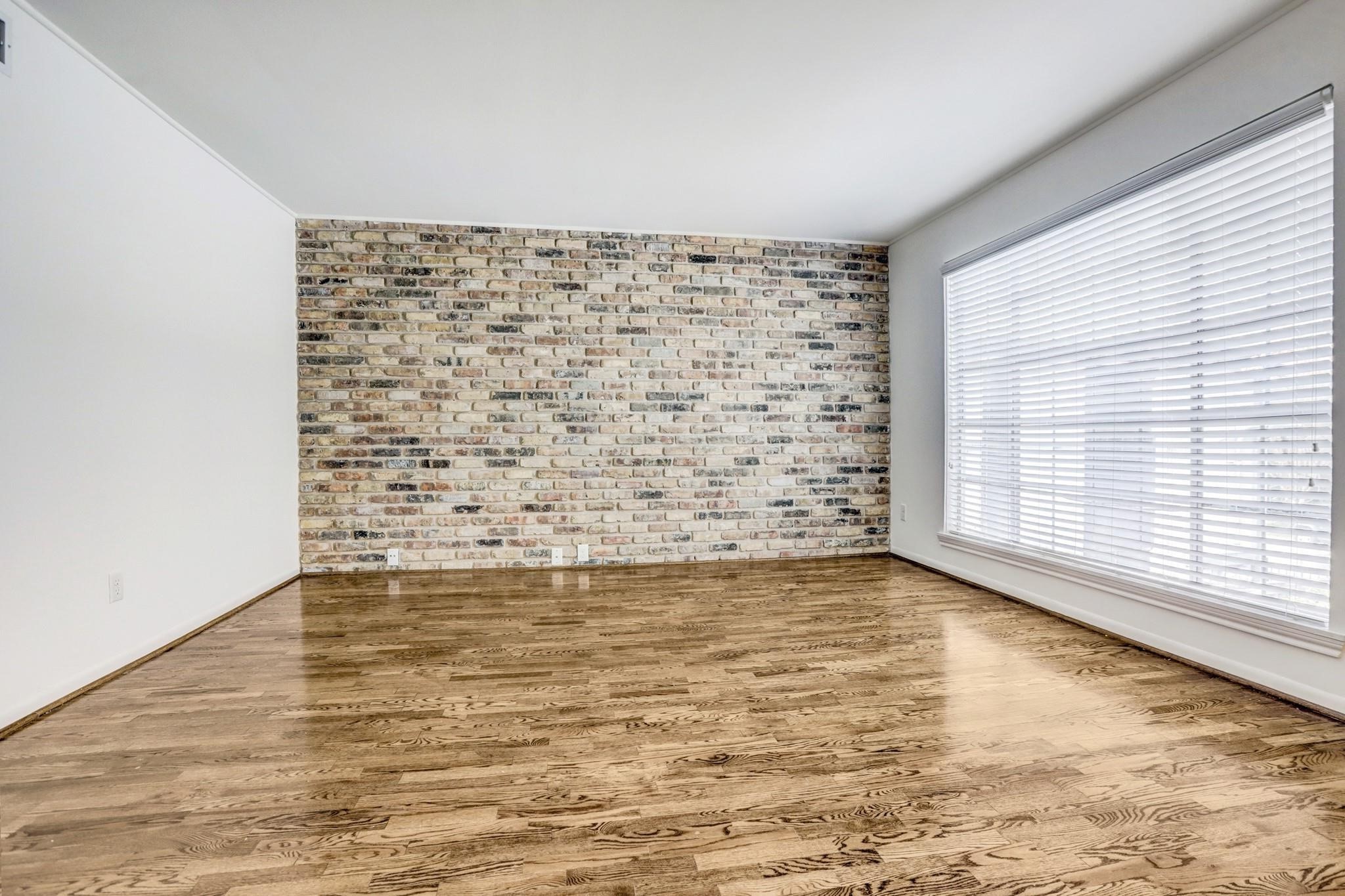 415 Hawthorne Street, Unit 4 Houston, TX 77006 - Photo 4 of 7