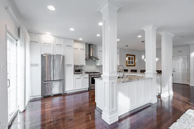 $849,900 | 216 Deepwater Circle, Manalapan, NJ 07726