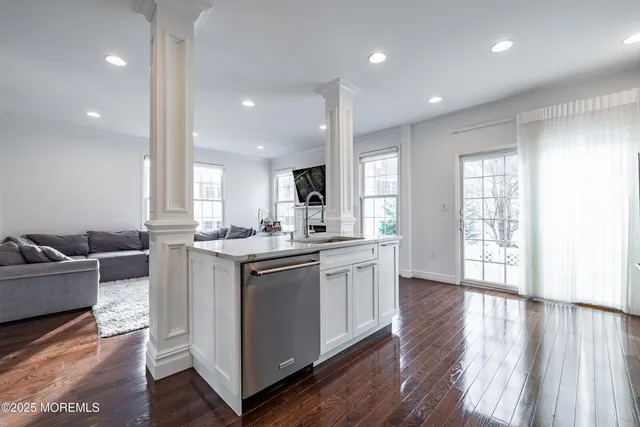 $849,900 | 216 Deepwater Circle, Manalapan, NJ 07726