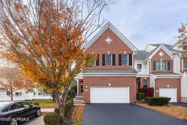 $849,900 | 216 Deepwater Circle, Manalapan, NJ 07726