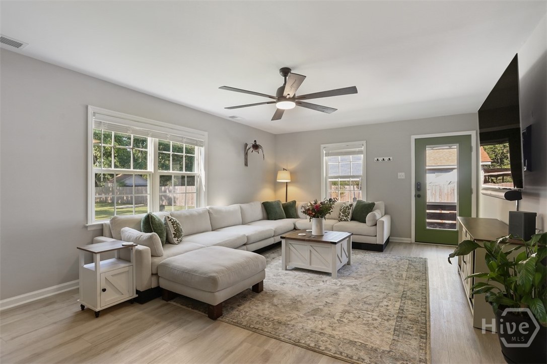 1907 East 64th Street Savannah, GA 31404 - Photo 11 of 24