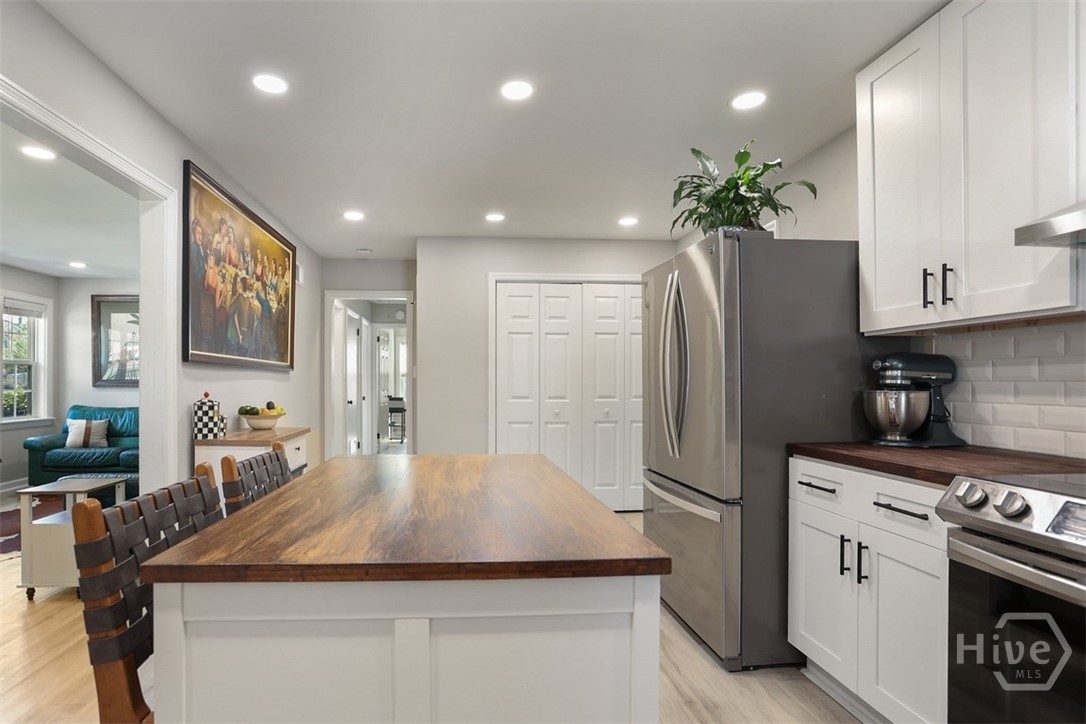 1907 East 64th Street Savannah, GA 31404 - Photo 9 of 24