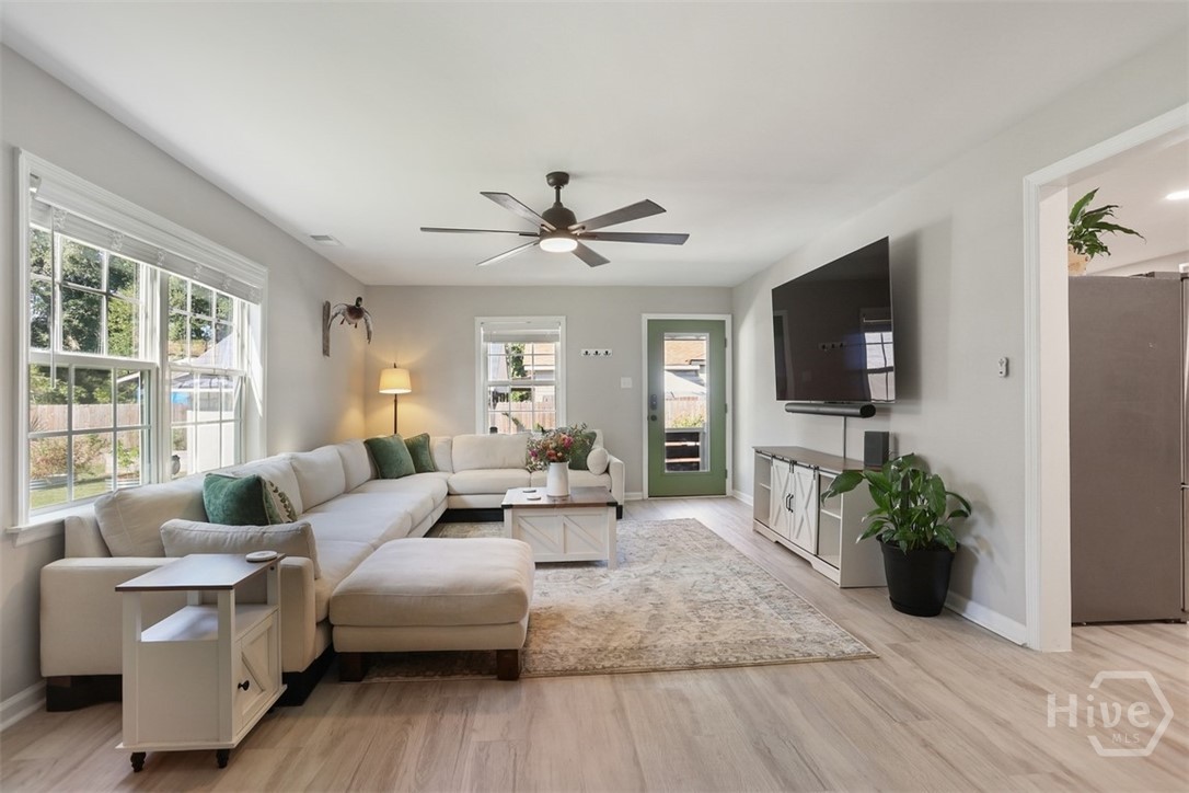 1907 East 64th Street Savannah, GA 31404 - Photo 10 of 24