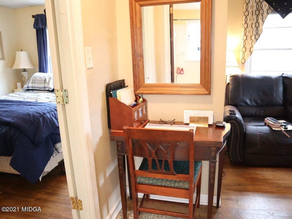 149 Curtis James Road Gray, GA 31032 - Photo 5 of 15 5 Office Nook