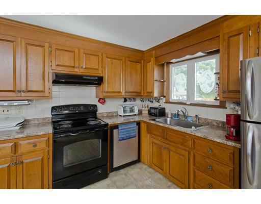 28 Silver Street Springfield, MA 01107 - Photo 10 of 42 Gallery Image 10