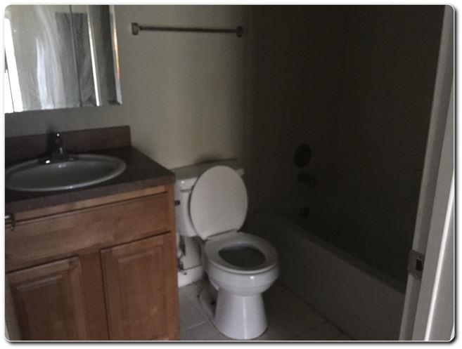 101 Meadows Circle, Unit 101 Boynton Beach, FL 33436 - Photo 2 of 12 1_bath_1