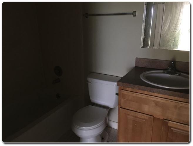 101 Meadows Circle, Unit 101 Boynton Beach, FL 33436 - Photo 6 of 12 bath_2