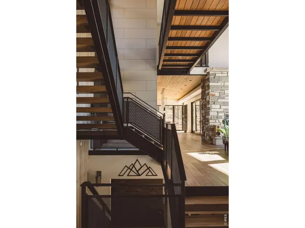 a view of entryway