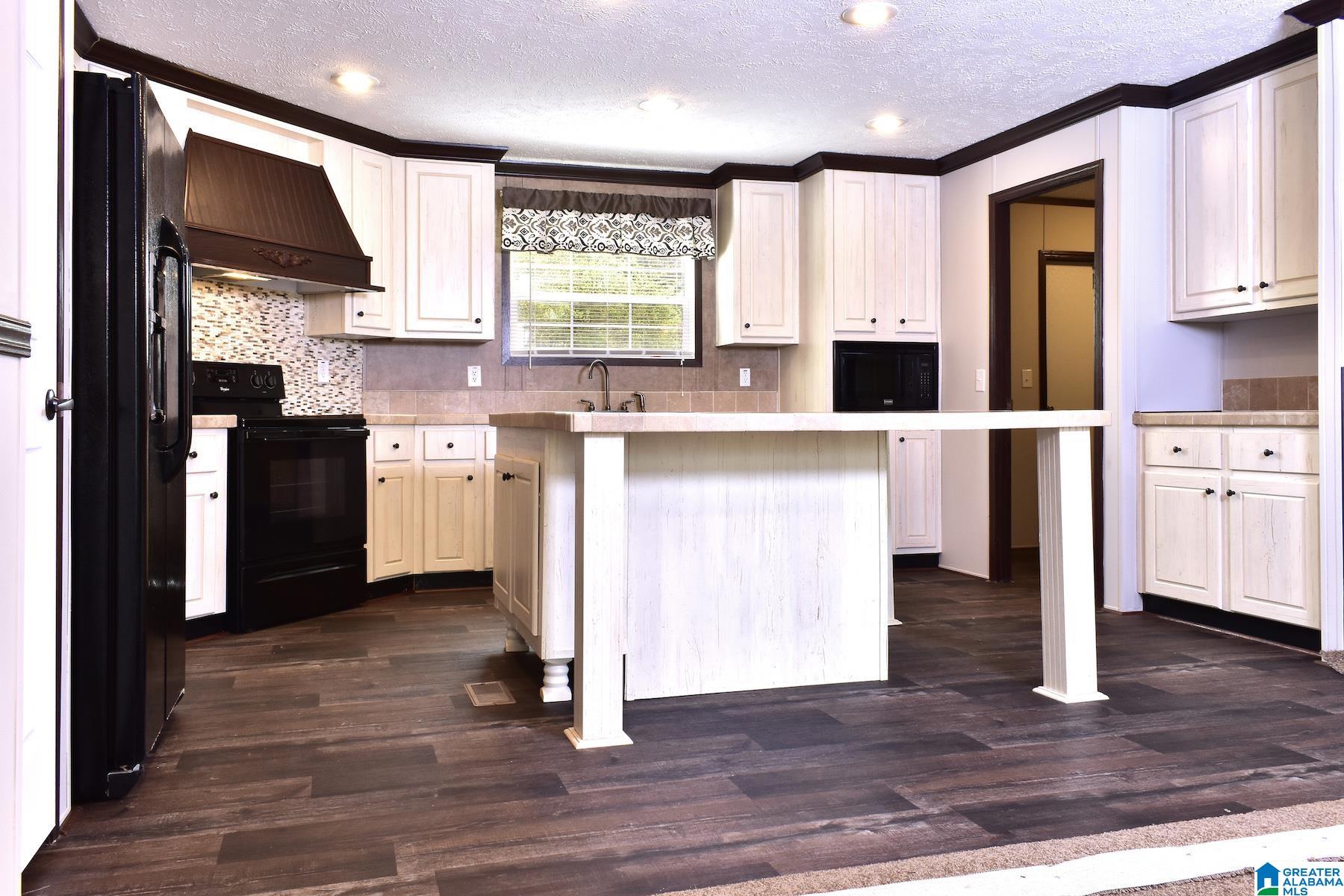 93 Hillview Road Jacksonville, AL 36265 - Photo 7 of 18