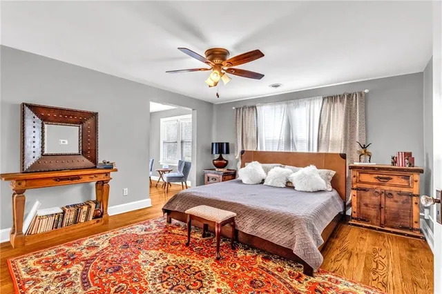 $993,500 | 4975 Ward Parkway, Kansas City, MO 64112