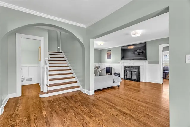 $993,500 | 4975 Ward Parkway, Kansas City, MO 64112