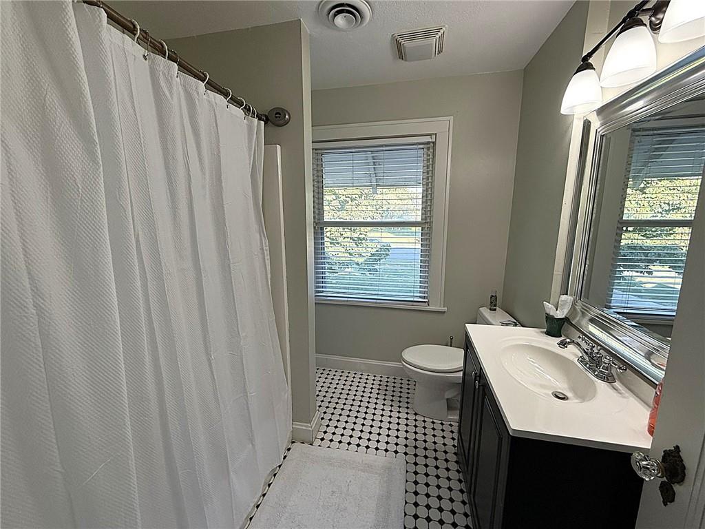 4975 Ward Parkway Kansas City, MO 64112 - Photo 25 of 62