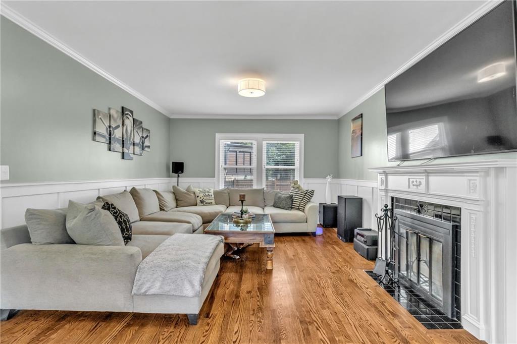 4975 Ward Parkway Kansas City, MO 64112 - Photo 4 of 62