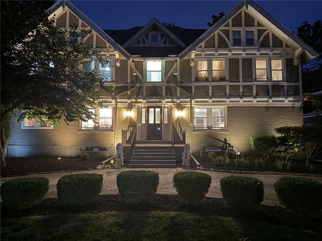 4975 Ward Parkway Kansas City, MO 64112 - Photo 41 of 62