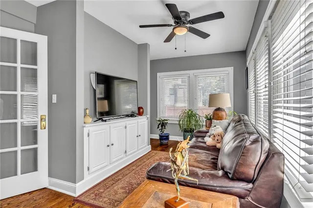 $993,500 | 4975 Ward Parkway, Kansas City, MO 64112