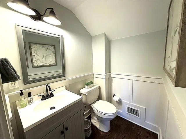 $993,500 | 4975 Ward Parkway, Kansas City, MO 64112