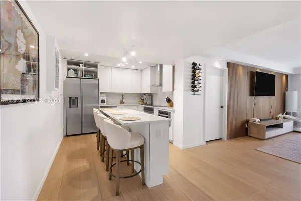$3,500 | 5161 Collins Avenue, Unit 411, Miami Beach, FL 33140