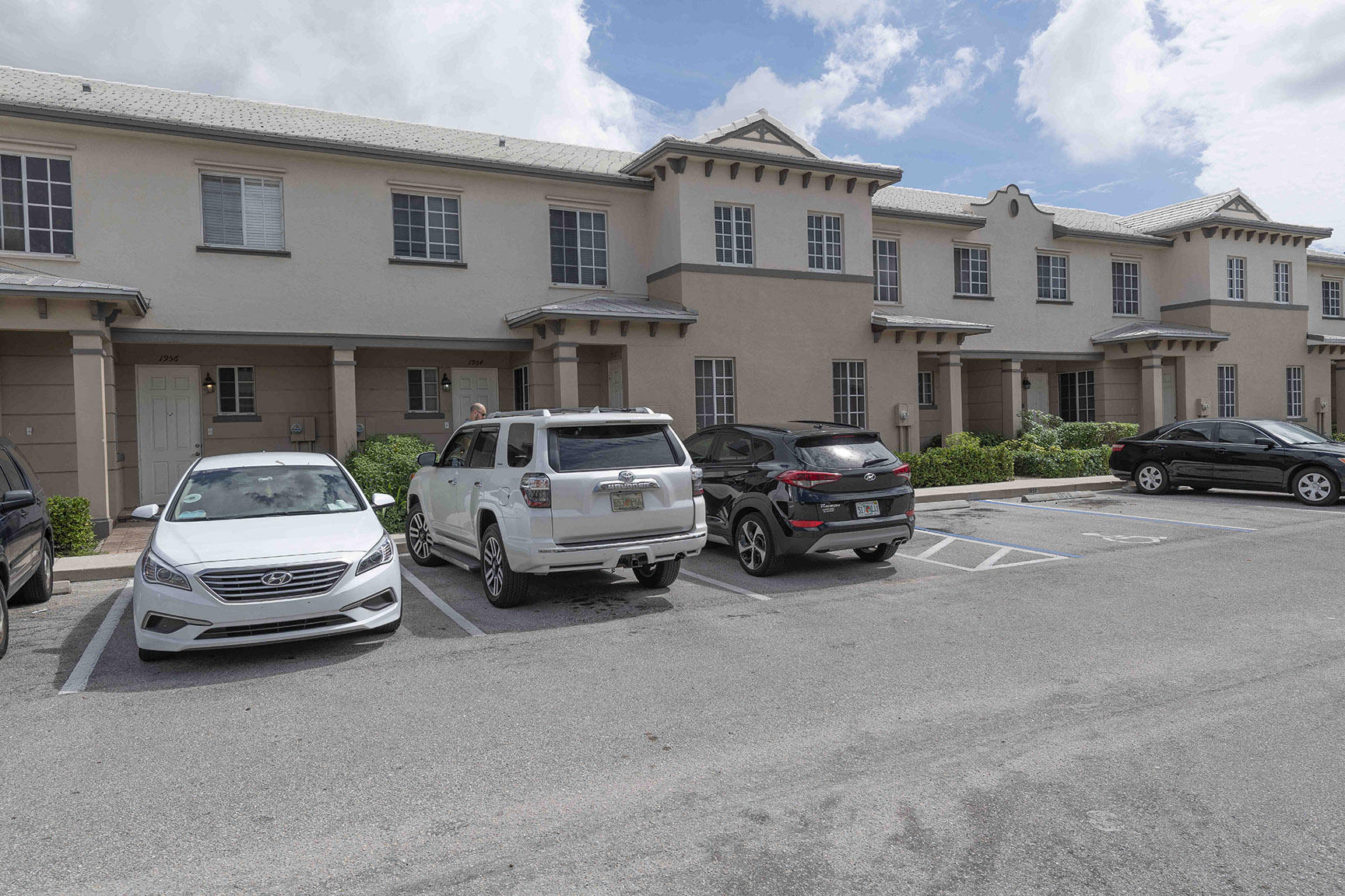 1956 Freeport Drive Riviera Beach, FL 33404 - Photo 13 of 15 2018-06-14-025