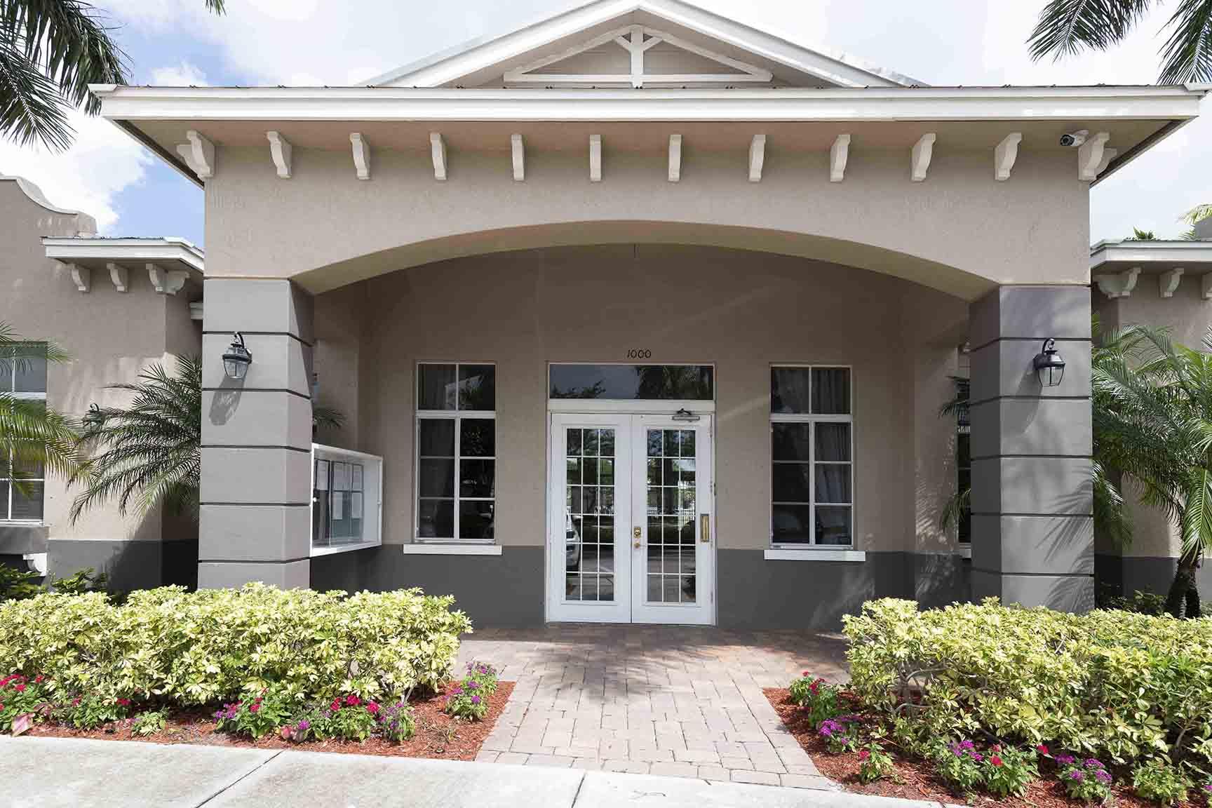 1956 Freeport Drive Riviera Beach, FL 33404 - Photo 10 of 15 2018-06-14-027