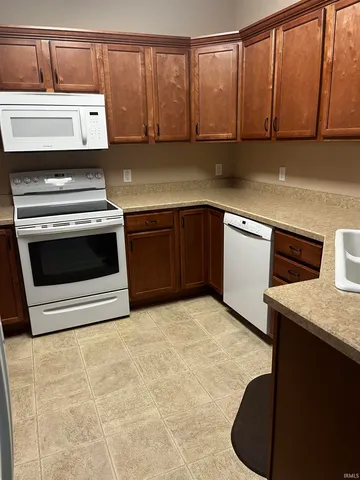 $279,500 | 1217 Park Meadows Drive, Goshen, IN 46526