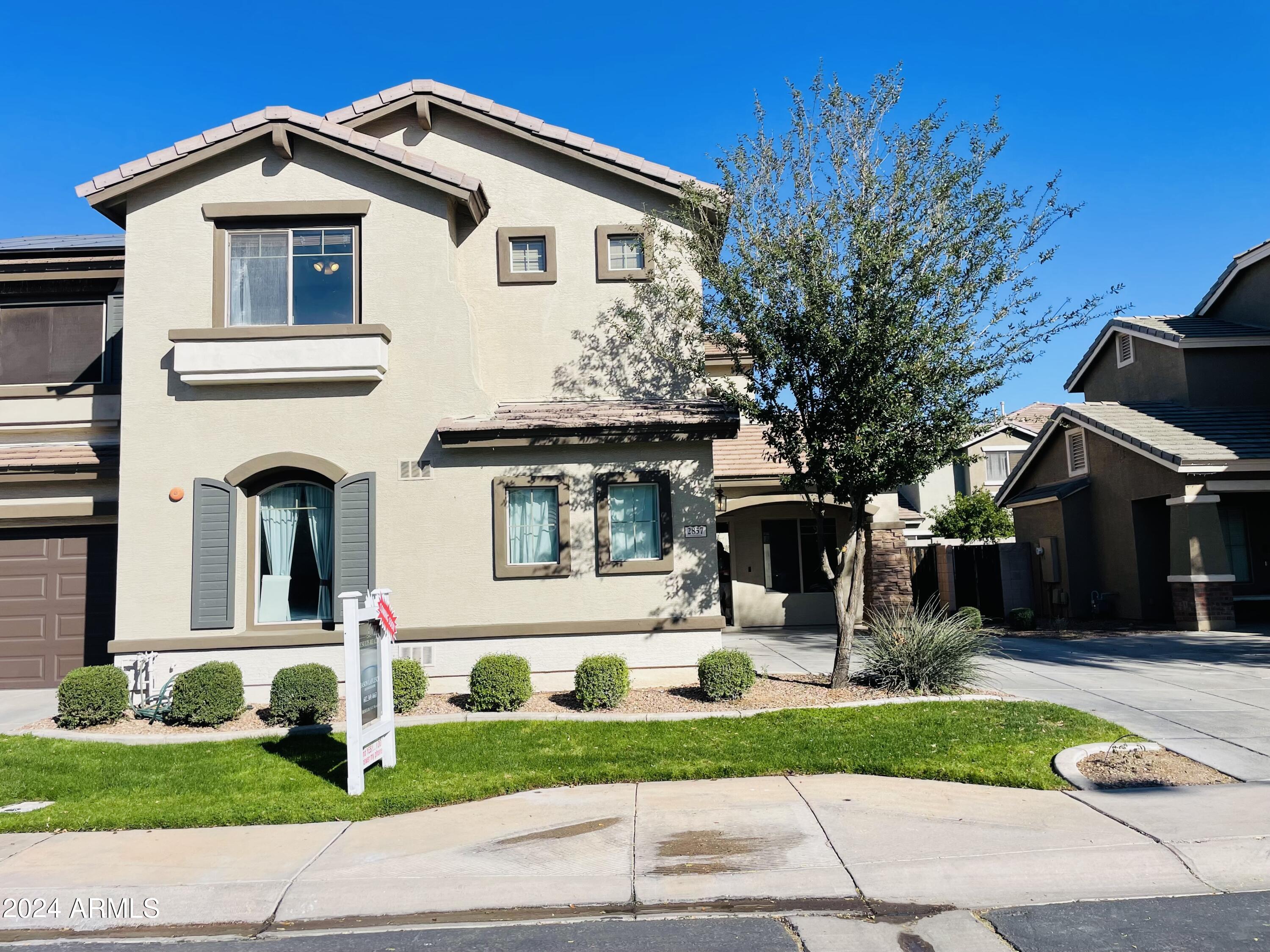 2857 South Granite Street Gilbert, AZ 85295 - Photo 2 of 23 IMG_3530