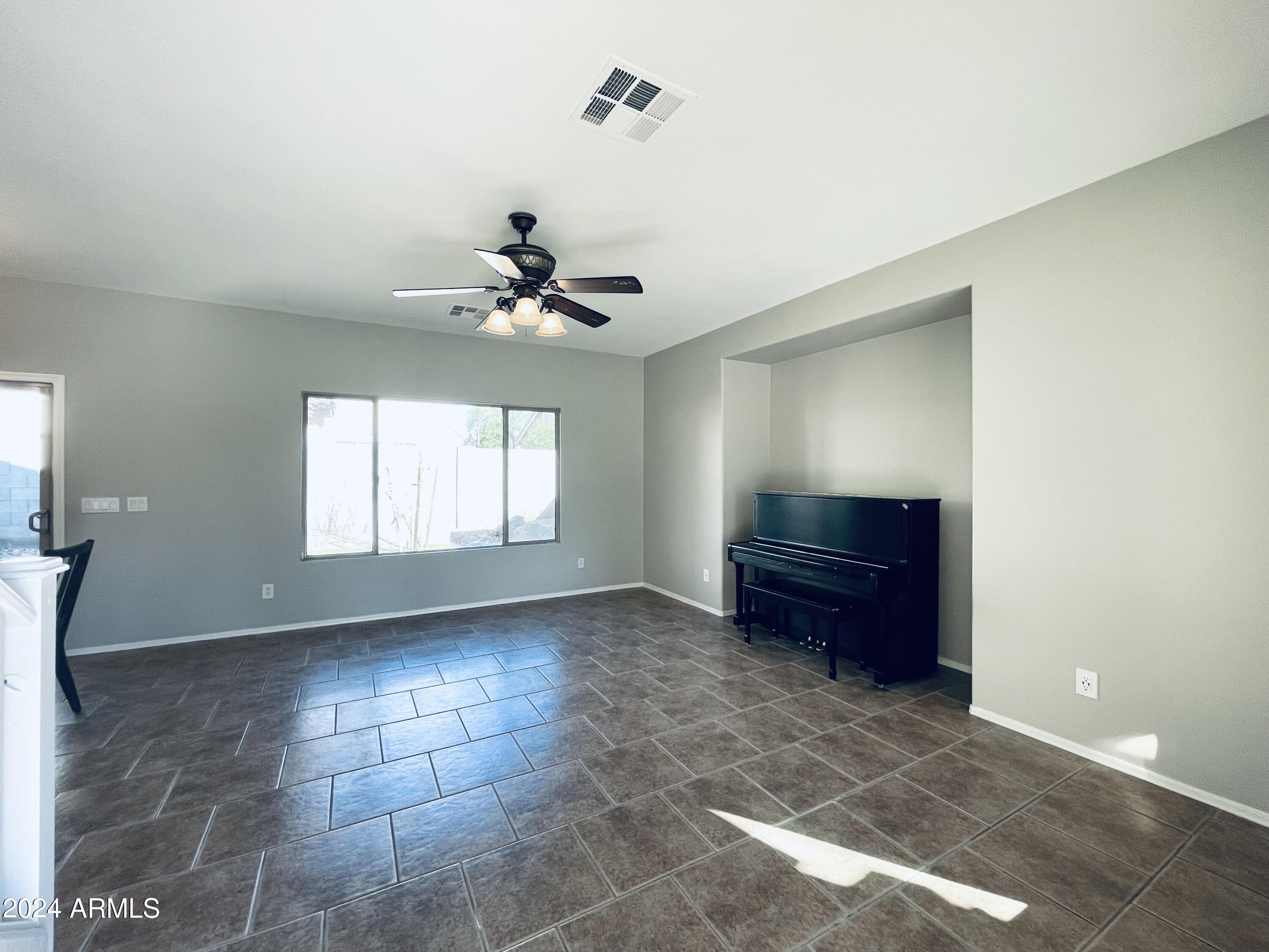 2857 South Granite Street Gilbert, AZ 85295 - Photo 3 of 23 Great Room