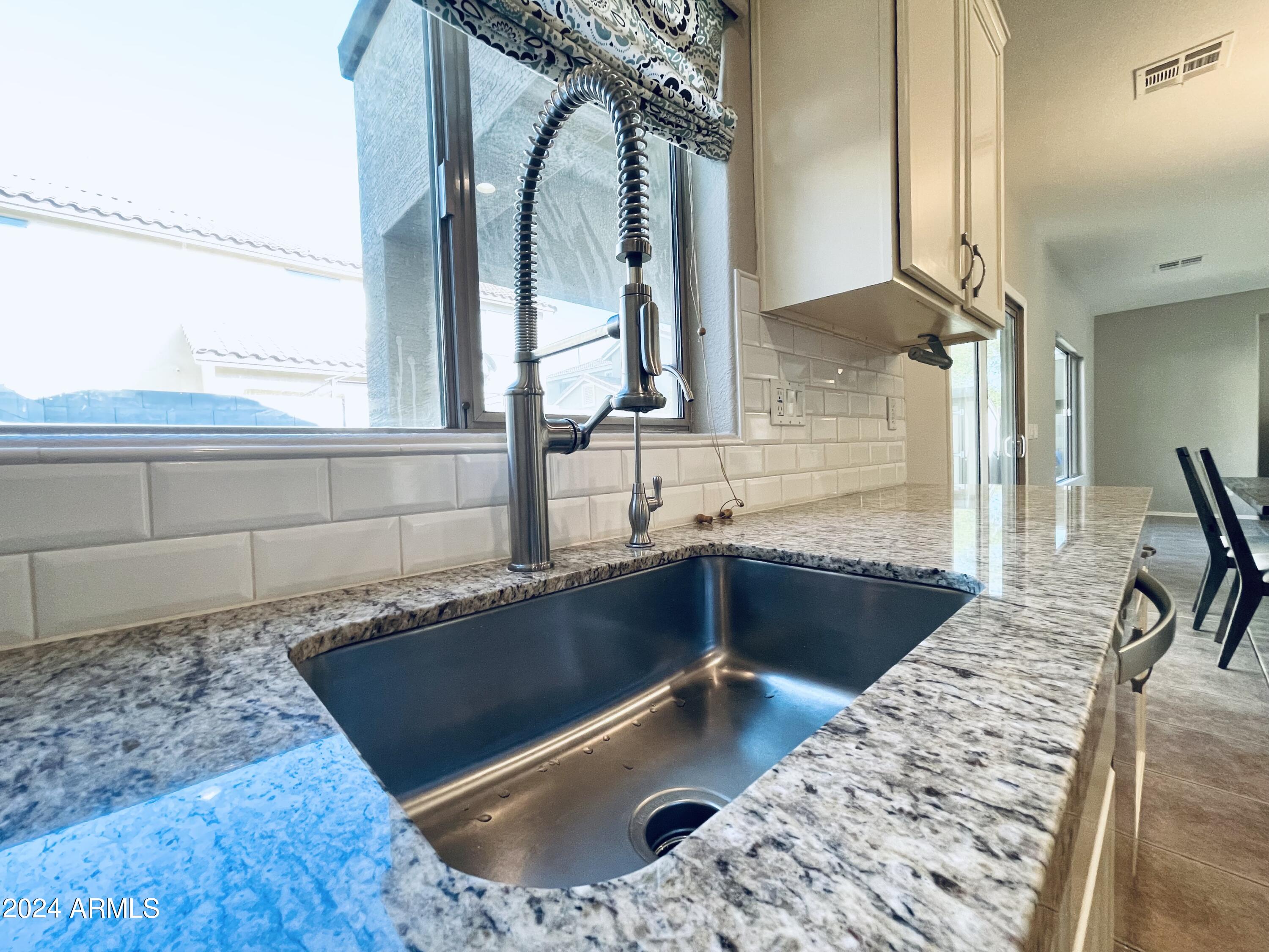 2857 South Granite Street Gilbert, AZ 85295 - Photo 8 of 23 Granite Tops / Undermount Sink