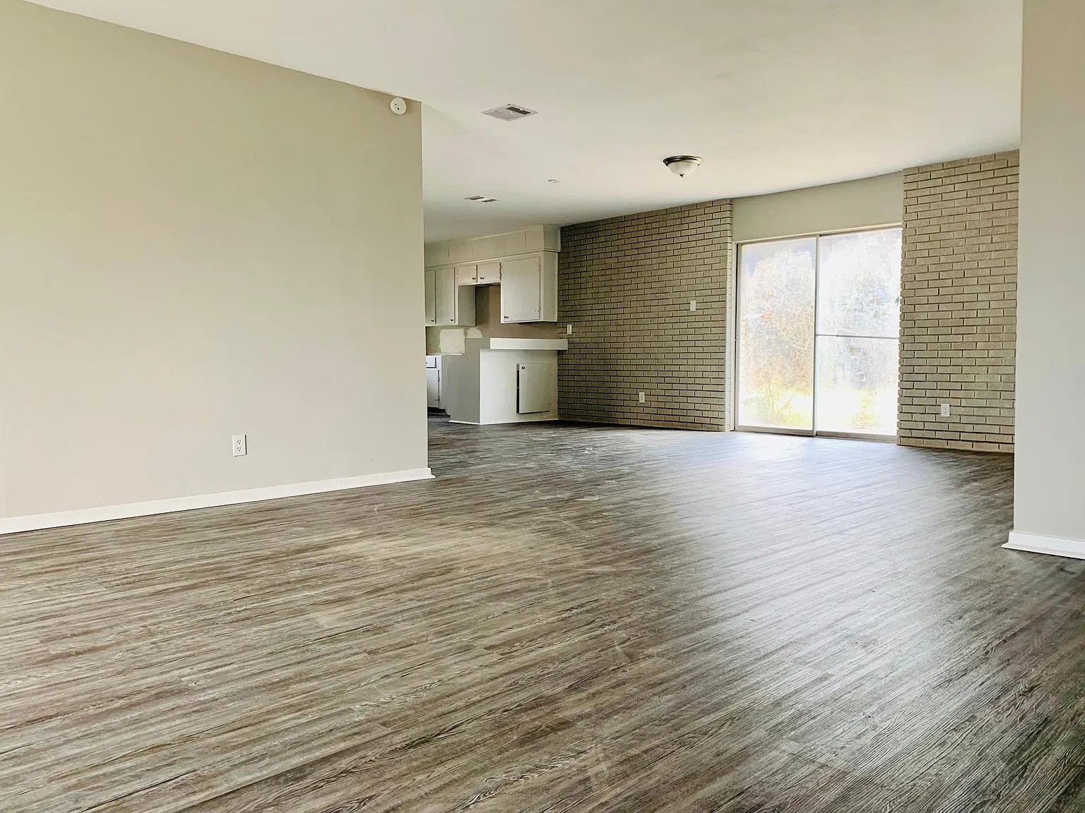 7 Richards Courts La Marque, TX 77568 - Photo 5 of 22