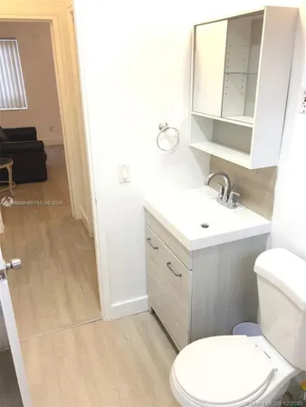 $225,000 | Biscayne Beach, Miami Beach, FL 33141