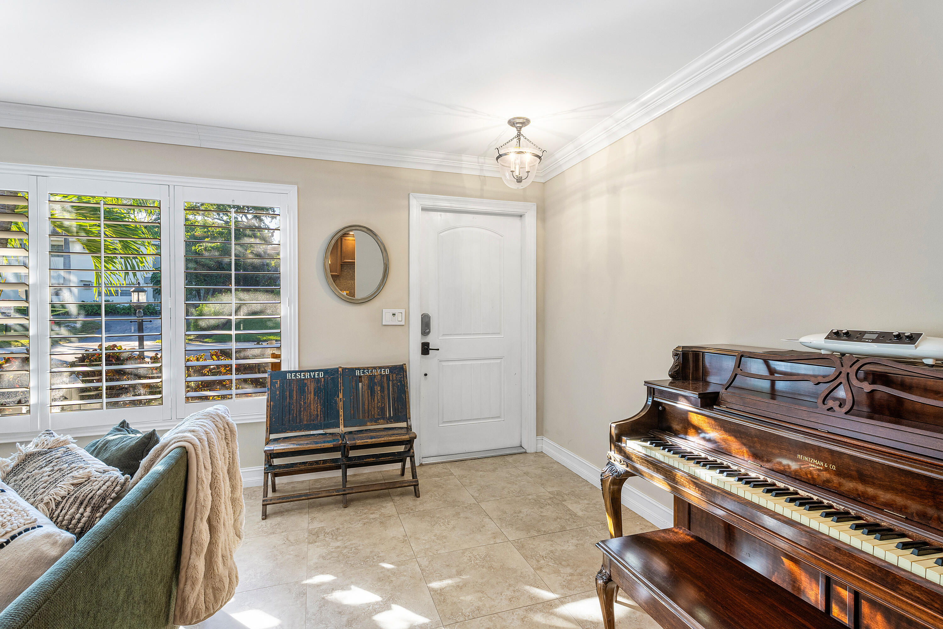 770 Northwest 3rd Avenue Boca Raton, FL 33432 - Photo 5 of 45 Front Door
