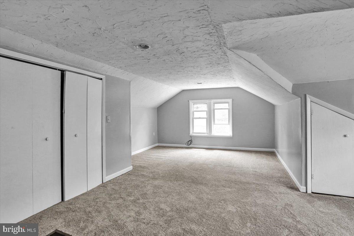937 Highwood Street Reading, PA 19607 - Photo 25 of 38 Gallery Image 25