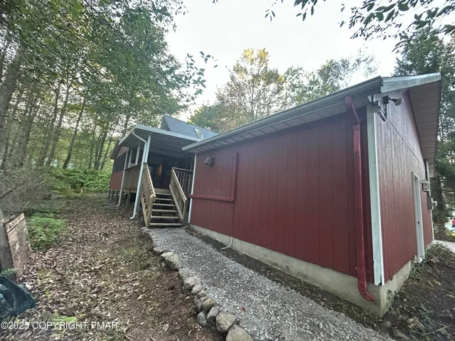 $350,000 | 70 Wolf Way, White Haven, PA 18661