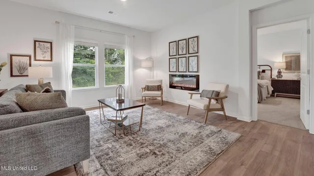 $329,990 | 73 Pickwick Place, Byhalia, MS 38611