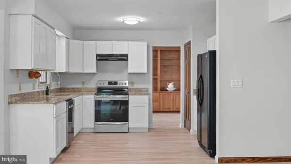 $499,990 | 2425 Harpoon Drive, Stafford, VA 22554